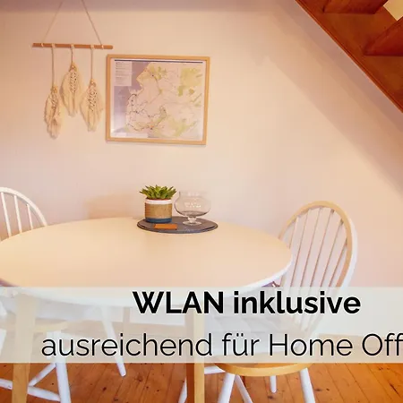Huuske Bi De Kark Apartment